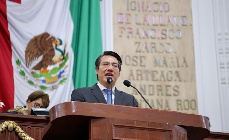 Andrés Sánchez solicita beneficiar a estudiantes del CAM 69 con beca ‘Rita Cetina’