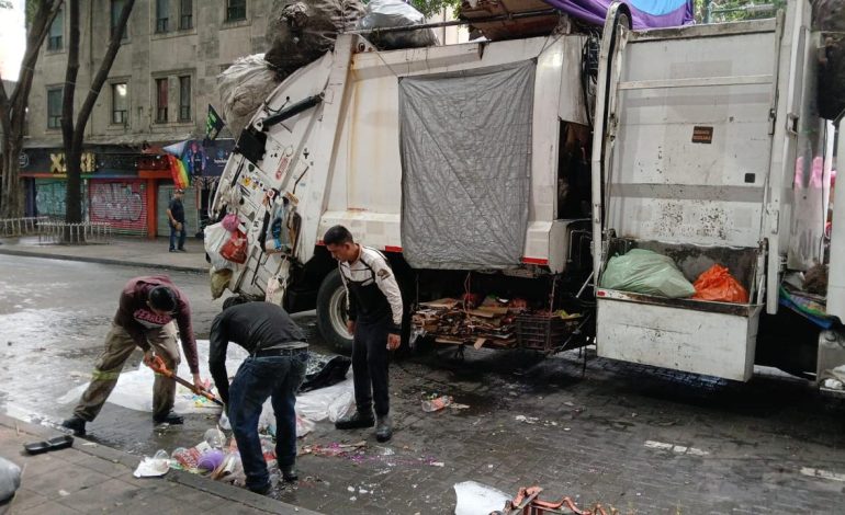 Alcaldía Cuauhtémoc recoge 30 toneladas de basura tras marcha del Orgullo 2025
