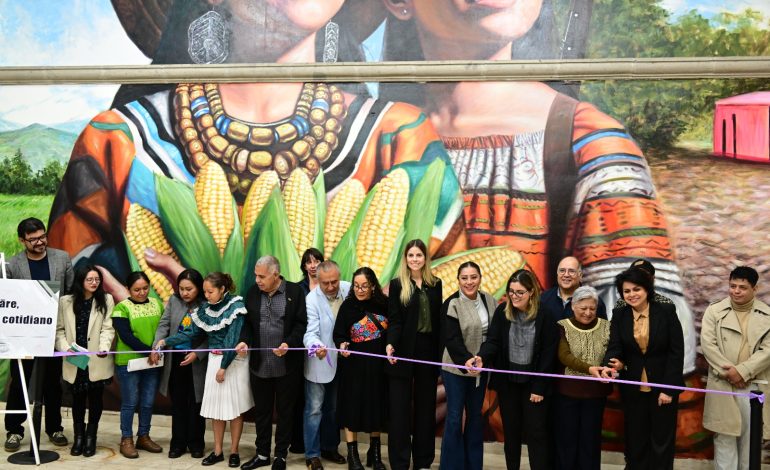 Reconocen con murales lucha de mujeres mexicanas