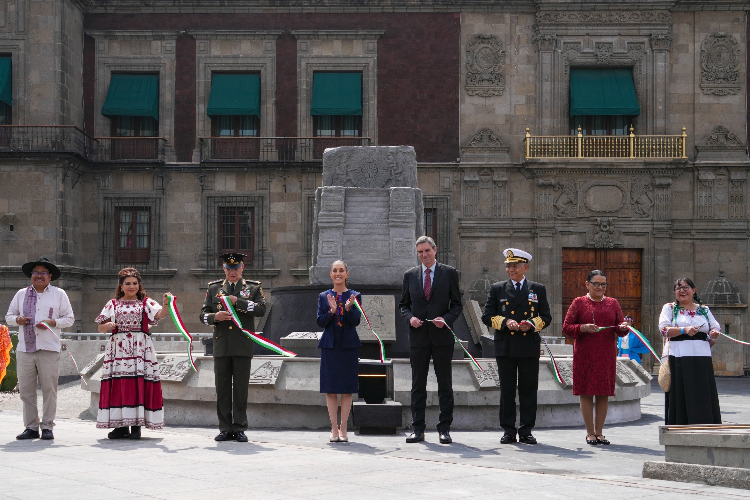 Los mexicas siguen vivos en la cultura del pueblo: Brugada