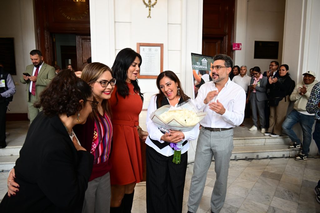 El cumpleaños de Xóchitl Bravo, coordinadora de Morena en el Congreso de la CDMX