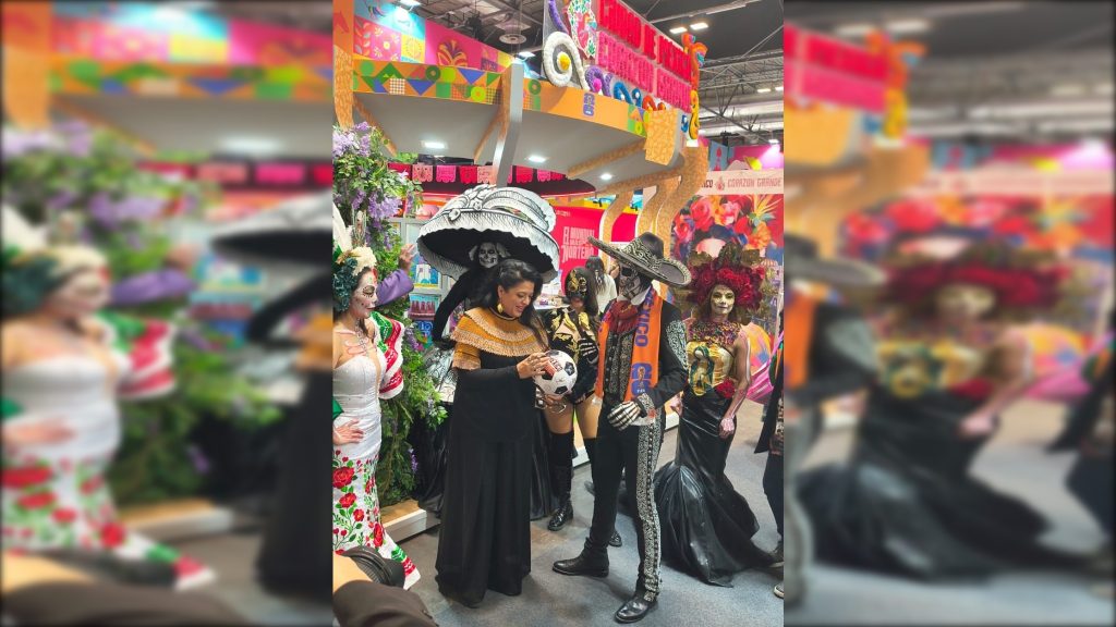 Pero nada. Al Gobierno de la Ciudad de México le interesó tan poco la difusión mundialista en la Fitur, que no consiguió patrocinadores –salvo un balón autografiado que llevaron– o aportó recursos presupuestarios para presentar atracciones especiales mundialistas. FOTO:  Especial