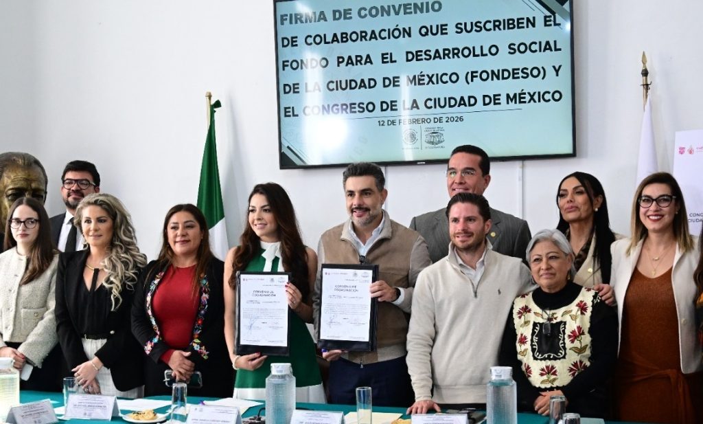 Los 66 diputados locales de la Ciudad de México ya tienen una nueva faceta de gestión: desde hoy, la gente ya puede acudir a sus módulos de atención y ellos tienen la atribución-obligación de ayudarles en la gestión de créditos para el emprendimiento