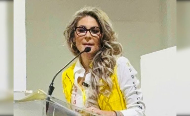 TECDMX ordena a IECM reconocer a Nora Arias como presidenta del PRDCDMX