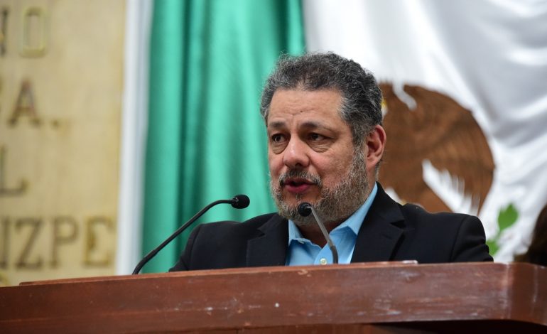 Pide PT espacios dignos de espera para familiares en hospitales