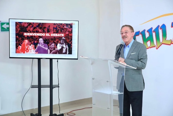Ven a Díaz Polanco firme hasta noviembre