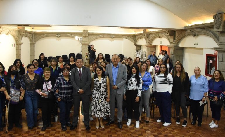 Capacita Congreso a mujeres sindicalistas