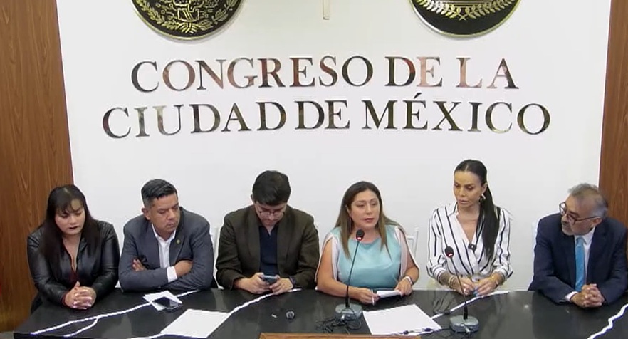 La acreditación imposible en el Congreso
